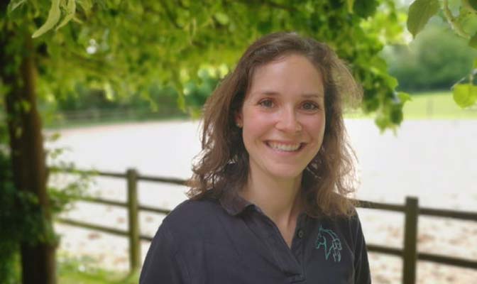Pferdeklinik Jühnde - Tierärztin Jennifer Roucou